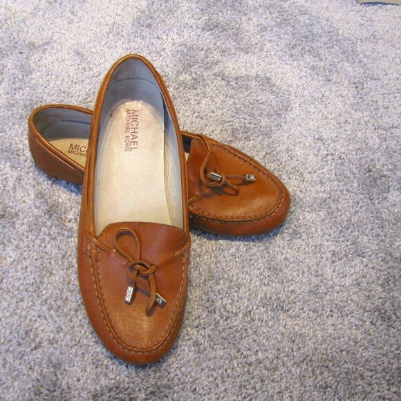 Michael Kors leather loafers 9 - Picture 1 of 11